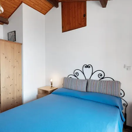 Casa Basera Semesterbostad Cipressa